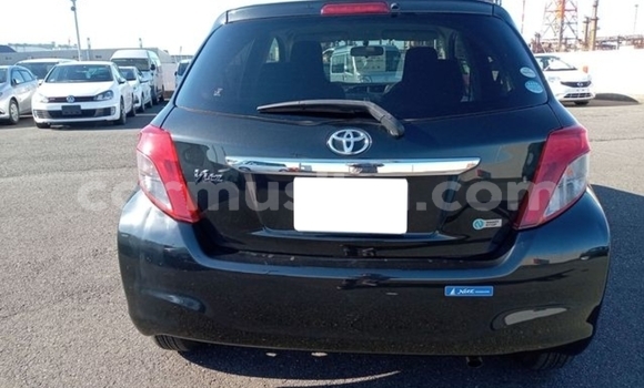 Nunua Ilio tumika Toyota Vitz Nyeusi Gari ndani ya Beitbridge nchini Matabeleland Kusini Nunua Ilio tumika Toyota Vitz Nyeusi Gari ndani ya Beitbridge nchini Matabeleland Kusini