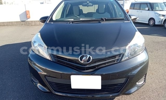 Nunua Ilio tumika Toyota Vitz Nyeusi Gari ndani ya Beitbridge nchini Matabeleland Kusini Nunua Ilio tumika Toyota Vitz Nyeusi Gari ndani ya Beitbridge nchini Matabeleland Kusini