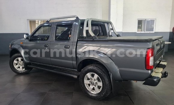 Tenga Tsaru Nissan NP 300 Zvimwe Mota in Beitbridge in Matabeleland South Tenga Tsaru Nissan NP 300 Zvimwe Mota in Beitbridge in Matabeleland South