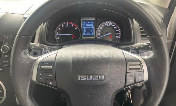 Acheter Occasion Voiture Isuzu KB Blanc à Beitbridge, Matabeleland South Acheter Occasion Voiture Isuzu KB Blanc à Beitbridge, Matabeleland South