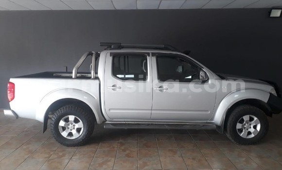 Acheter Occasion Voiture Nissan Navara Gris à Beitbridge, Matabeleland South Acheter Occasion Voiture Nissan Navara Gris à Beitbridge, Matabeleland South