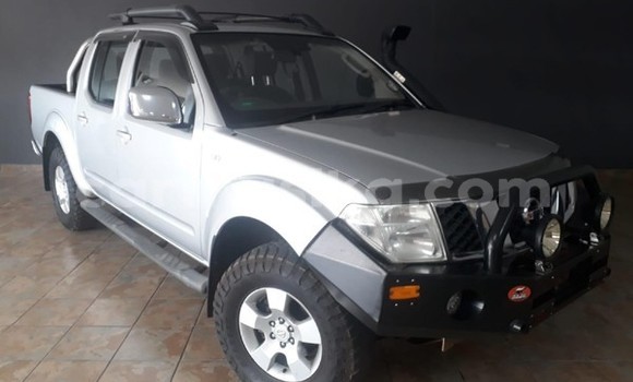 Acheter Occasion Voiture Nissan Navara Gris à Beitbridge, Matabeleland South Acheter Occasion Voiture Nissan Navara Gris à Beitbridge, Matabeleland South