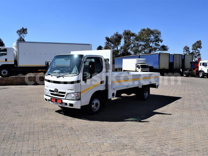 Big with watermark toyota dyna matabeleland south beitbridge 31757