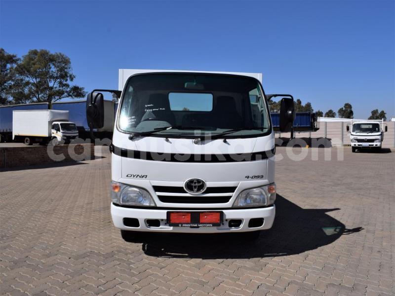 Big with watermark toyota dyna matabeleland south beitbridge 31757