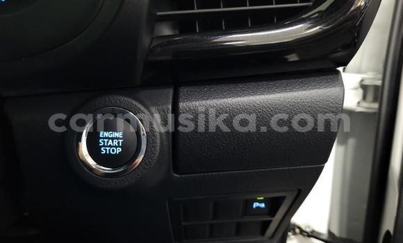 Acheter Occasion Voiture Toyota Hilux Blanc à Beitbridge, Matabeleland South Acheter Occasion Voiture Toyota Hilux Blanc à Beitbridge, Matabeleland South