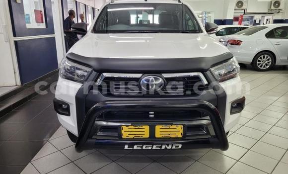 Acheter Occasion Voiture Toyota Hilux Blanc à Beitbridge, Matabeleland South Acheter Occasion Voiture Toyota Hilux Blanc à Beitbridge, Matabeleland South