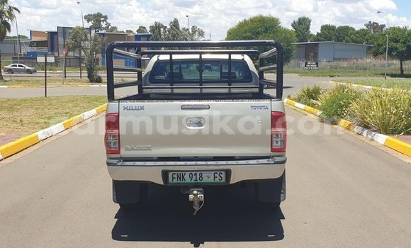 Acheter Occasion Voiture Toyota Hilux Autre à Beitbridge, Matabeleland South Acheter Occasion Voiture Toyota Hilux Autre à Beitbridge, Matabeleland South