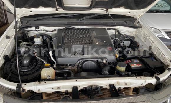 Acheter Occasion Voiture Toyota Hilux Blanc à Beitbridge, Matabeleland South Acheter Occasion Voiture Toyota Hilux Blanc à Beitbridge, Matabeleland South