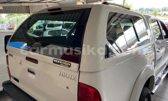 Acheter Occasion Voiture Toyota Hilux Blanc à Beitbridge, Matabeleland South Acheter Occasion Voiture Toyota Hilux Blanc à Beitbridge, Matabeleland South