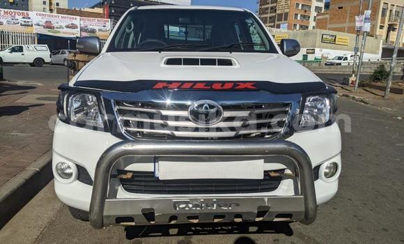 Acheter Occasion Voiture Toyota Hilux Blanc à Beitbridge, Matabeleland South Acheter Occasion Voiture Toyota Hilux Blanc à Beitbridge, Matabeleland South