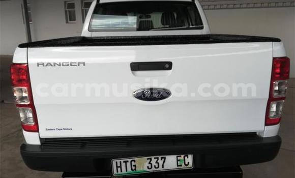 Acheter Occasion Voiture Ford Ranger Blanc à Beitbridge, Matabeleland South Acheter Occasion Voiture Ford Ranger Blanc à Beitbridge, Matabeleland South