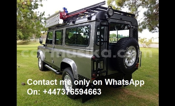Buy Used Land Rover Defender Silver Car in Harare in Harare