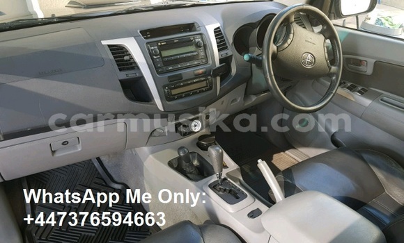 Tenga Tsaru Toyota Hilux Nhema Mota in Harare in Harare Tenga Tsaru Toyota Hilux Nhema Mota in Harare in Harare