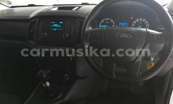 Acheter Occasion Voiture Ford Ranger Blanc à Beitbridge, Matabeleland South Acheter Occasion Voiture Ford Ranger Blanc à Beitbridge, Matabeleland South