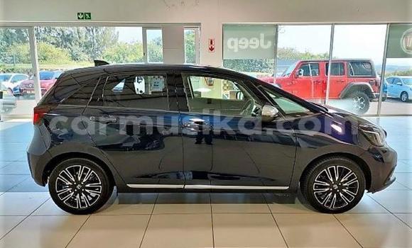 Buy Used Honda Fit Black Car in Beitbridge in Matabeleland South