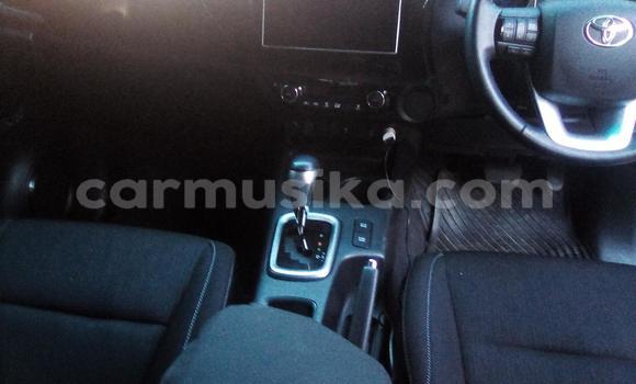 Acheter Occasion Voiture Toyota Hilux Blanc à Harare, Harare Acheter Occasion Voiture Toyota Hilux Blanc à Harare, Harare