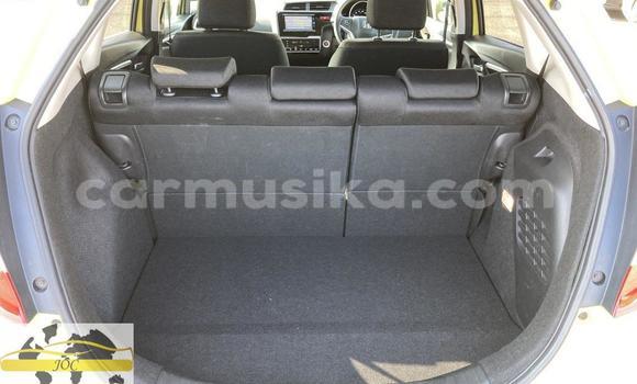 Acheter Occasion Voiture Honda Fit Beige à Harare, Harare Acheter Occasion Voiture Honda Fit Beige à Harare, Harare