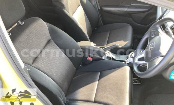 Acheter Occasion Voiture Honda Fit Beige à Harare, Harare Acheter Occasion Voiture Honda Fit Beige à Harare, Harare