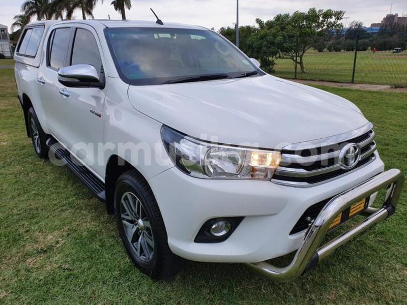 Big with watermark toyota hilux manicaland chipinge 31796