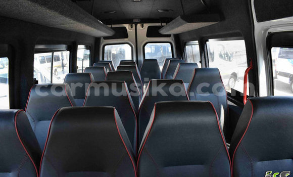 Buy Used Mercedes‒Benz 190 White Car in Beitbridge in Matabeleland South Buy Used Mercedes‒Benz 190 White Car in Beitbridge in Matabeleland South