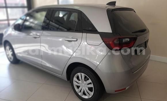 Acheter Occasion Voiture Honda Fit Gris à Chinhoyi, Mashonaland West Acheter Occasion Voiture Honda Fit Gris à Chinhoyi, Mashonaland West