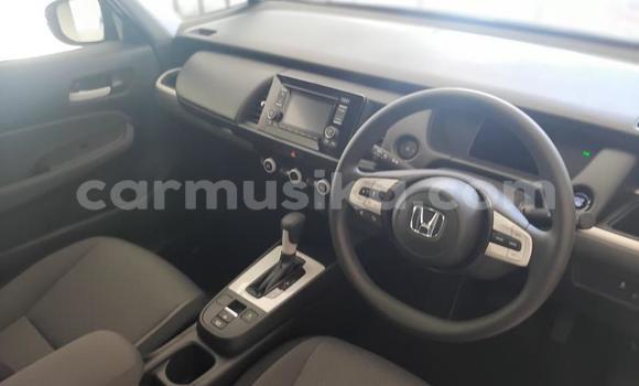 Acheter Occasion Voiture Honda Fit Gris à Chinhoyi, Mashonaland West Acheter Occasion Voiture Honda Fit Gris à Chinhoyi, Mashonaland West