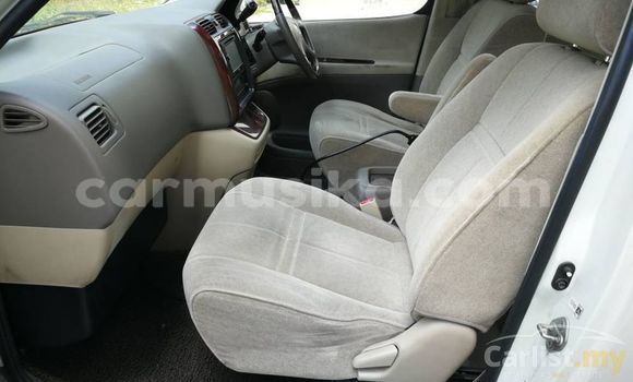 Acheter Occasion Voiture Toyota Granvia Gris à Bindura, Mashonaland Central Acheter Occasion Voiture Toyota Granvia Gris à Bindura, Mashonaland Central