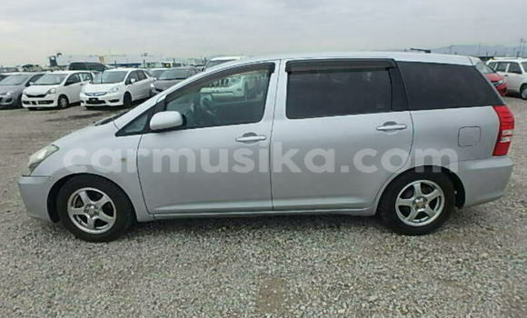 Acheter Occasion Voiture Toyota Wish Gris à Kwekwe, Midlands Acheter Occasion Voiture Toyota Wish Gris à Kwekwe, Midlands