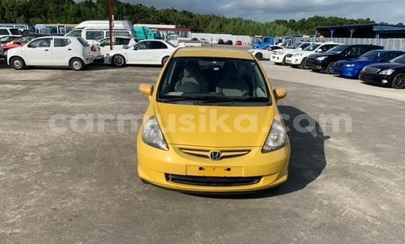 Tenga Tsaru Honda Fit Beige Mota in Beitbridge in Matabeleland South Tenga Tsaru Honda Fit Beige Mota in Beitbridge in Matabeleland South