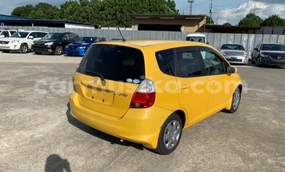 Tenga Tsaru Honda Fit Beige Mota in Beitbridge in Matabeleland South Tenga Tsaru Honda Fit Beige Mota in Beitbridge in Matabeleland South