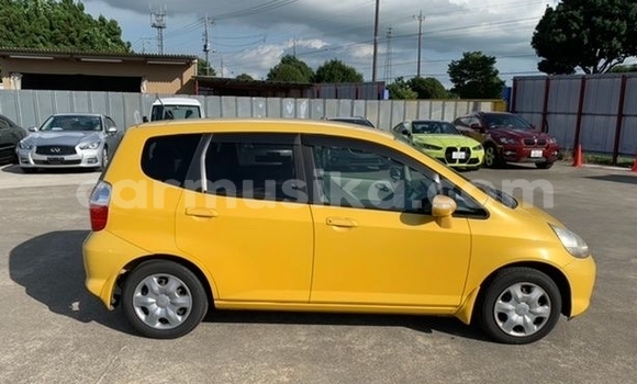 Tenga Tsaru Honda Fit Beige Mota in Beitbridge in Matabeleland South Tenga Tsaru Honda Fit Beige Mota in Beitbridge in Matabeleland South