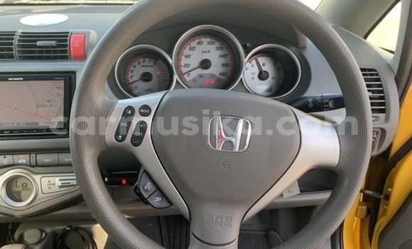 Tenga Tsaru Honda Fit Beige Mota in Beitbridge in Matabeleland South Tenga Tsaru Honda Fit Beige Mota in Beitbridge in Matabeleland South