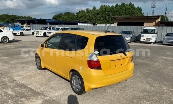 Tenga Tsaru Honda Fit Beige Mota in Beitbridge in Matabeleland South Tenga Tsaru Honda Fit Beige Mota in Beitbridge in Matabeleland South