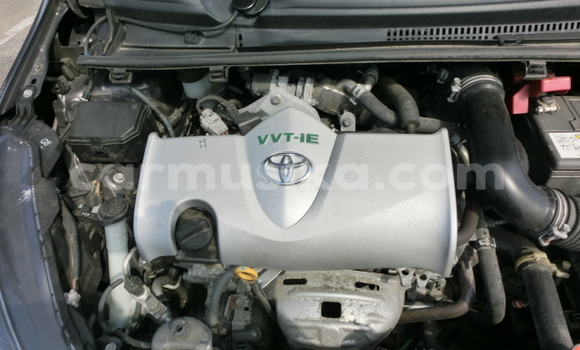 Buy Used Toyota Vitz Silver Car in Beitbridge in Matabeleland South Buy Used Toyota Vitz Silver Car in Beitbridge in Matabeleland South