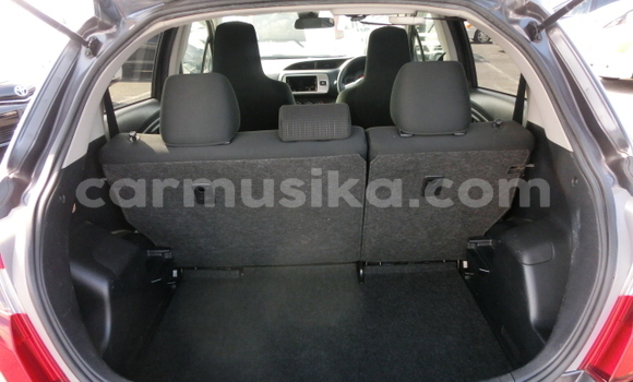 Buy Used Toyota Vitz Silver Car in Beitbridge in Matabeleland South Buy Used Toyota Vitz Silver Car in Beitbridge in Matabeleland South