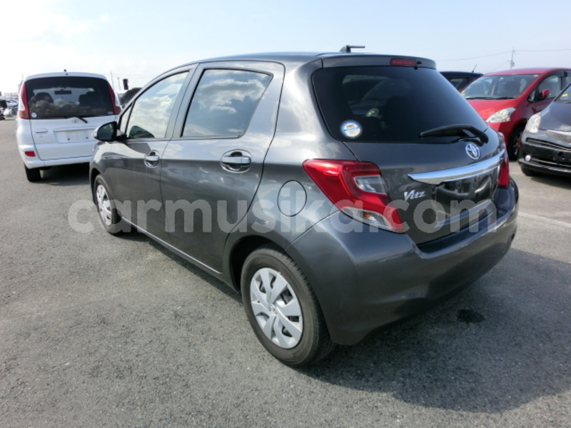 Big with watermark toyota vitz matabeleland south beitbridge 31823