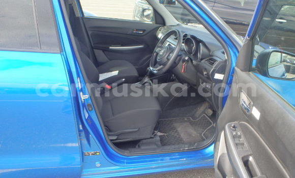 Nunua Ilio tumika Suzuki Swift Bluu Gari ndani ya Beitbridge nchini Matabeleland Kusini Nunua Ilio tumika Suzuki Swift Bluu Gari ndani ya Beitbridge nchini Matabeleland Kusini