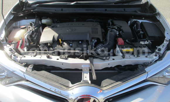 Buy Used Toyota Auris Silver Car in Beitbridge in Matabeleland South Buy Used Toyota Auris Silver Car in Beitbridge in Matabeleland South