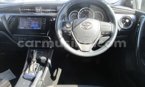 Buy Used Toyota Auris Silver Car in Beitbridge in Matabeleland South Buy Used Toyota Auris Silver Car in Beitbridge in Matabeleland South