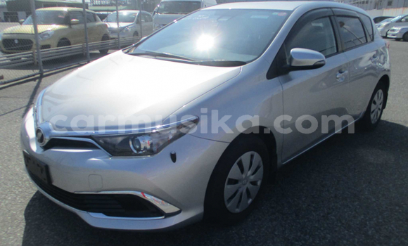 Buy Used Toyota Auris Silver Car in Beitbridge in Matabeleland South Buy Used Toyota Auris Silver Car in Beitbridge in Matabeleland South
