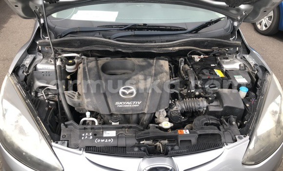 Nunua Ilio tumika Mazda Mazda 2 Fedha Gari ndani ya Beitbridge nchini Matabeleland Kusini Nunua Ilio tumika Mazda Mazda 2 Fedha Gari ndani ya Beitbridge nchini Matabeleland Kusini