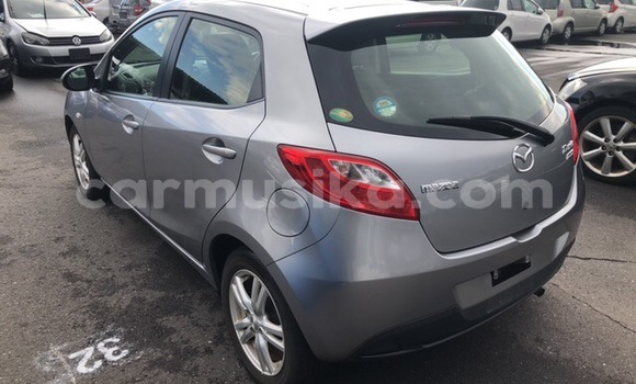 Nunua Ilio tumika Mazda Mazda 2 Fedha Gari ndani ya Beitbridge nchini Matabeleland Kusini Nunua Ilio tumika Mazda Mazda 2 Fedha Gari ndani ya Beitbridge nchini Matabeleland Kusini