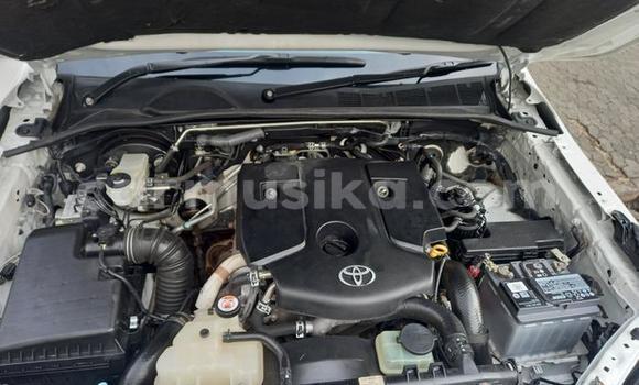 Tenga Tsaru Toyota Hilux Chena Mota in Beitbridge in Matabeleland South Tenga Tsaru Toyota Hilux Chena Mota in Beitbridge in Matabeleland South