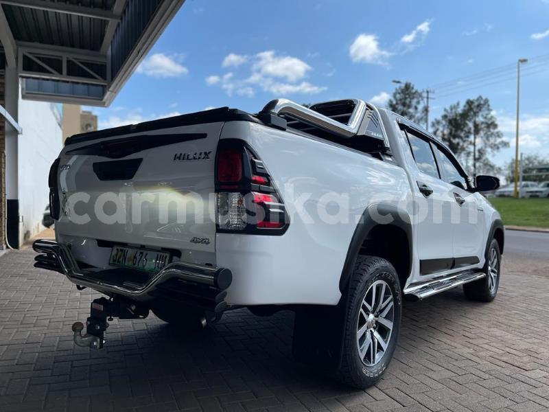 Big with watermark toyota hilux matabeleland south beitbridge 31828