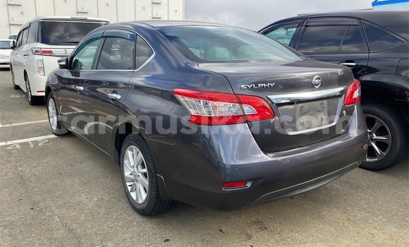 Buy Used Nissan Sylphy Silver Car in Beitbridge in Matabeleland South Buy Used Nissan Sylphy Silver Car in Beitbridge in Matabeleland South