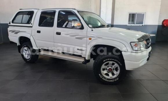 Acheter Occasion Voiture Toyota Hilux Blanc à Beitbridge, Matabeleland South Acheter Occasion Voiture Toyota Hilux Blanc à Beitbridge, Matabeleland South