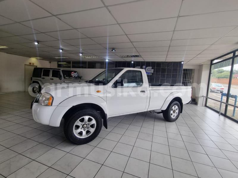 Big with watermark nissan np 300 matabeleland south beitbridge 31836