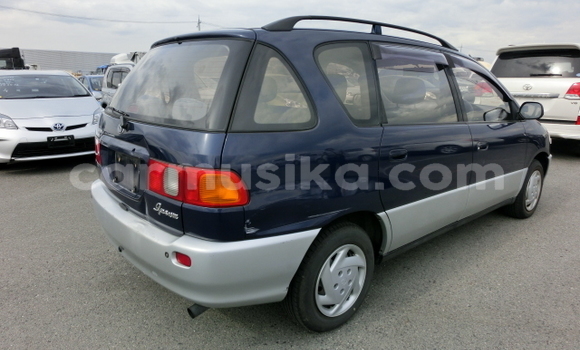 Acheter Occasion Voiture Toyota Ipsum Bleu à Beitbridge, Matabeleland South Acheter Occasion Voiture Toyota Ipsum Bleu à Beitbridge, Matabeleland South