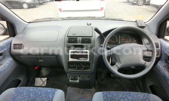 Acheter Occasion Voiture Toyota Ipsum Bleu à Beitbridge, Matabeleland South Acheter Occasion Voiture Toyota Ipsum Bleu à Beitbridge, Matabeleland South