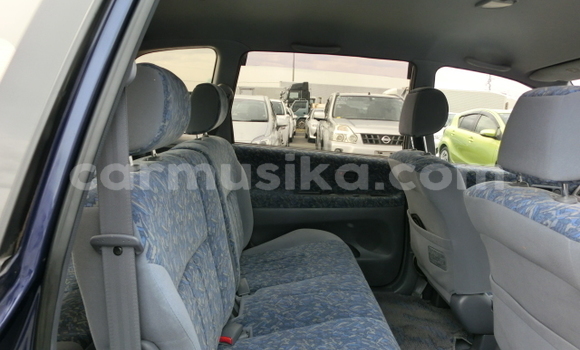 Acheter Occasion Voiture Toyota Ipsum Bleu à Beitbridge, Matabeleland South Acheter Occasion Voiture Toyota Ipsum Bleu à Beitbridge, Matabeleland South